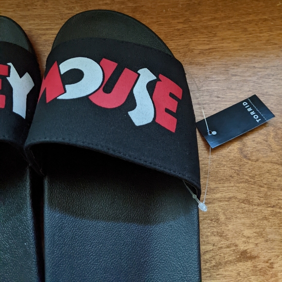 Torrid Mickey mouse Slide sandals - Picture 3 of 3